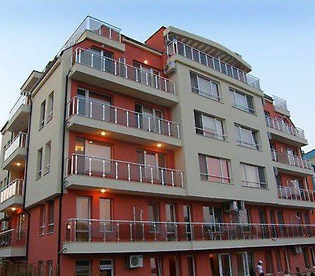נסבר Hotel Topalovi מראה חיצוני תמונה