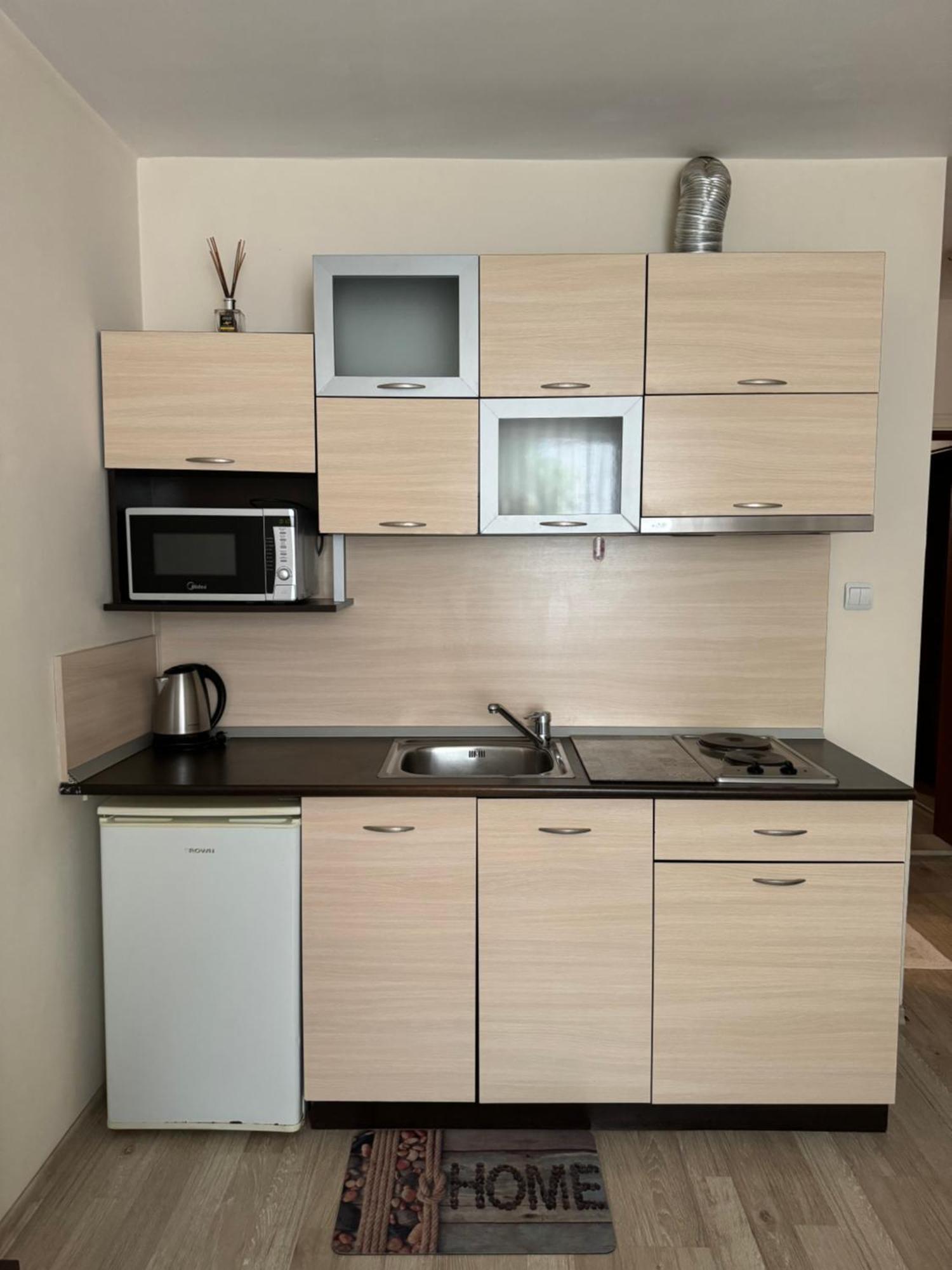נסבר Hotel Topalovi מראה חיצוני תמונה